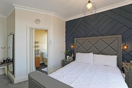 19 Savile Park.26.Photoneg.co.uk.jpg