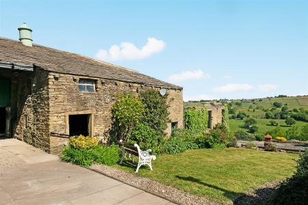 Storr Hall Farm.13.Photoneg.co.uk.jpg