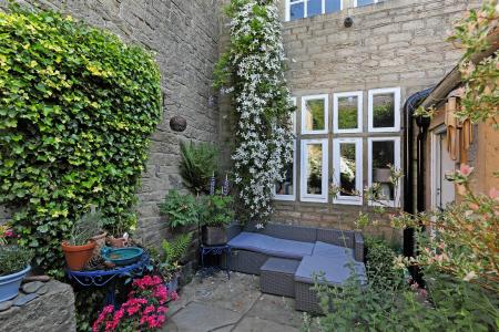 Brockwell House P.16.Photoneg.co.uk.jpg