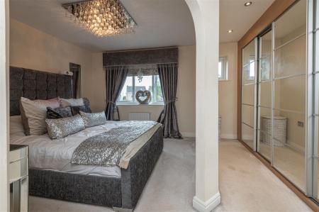 83 - 9 Hazel Fold BD13 2FE.jpg