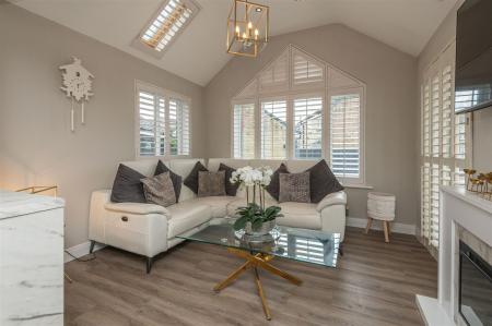 46 - 9 Hazel Fold BD13 2FE.jpg