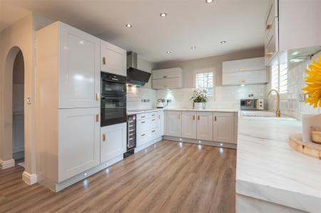 51 - 9 Hazel Fold BD13 2FE.jpg