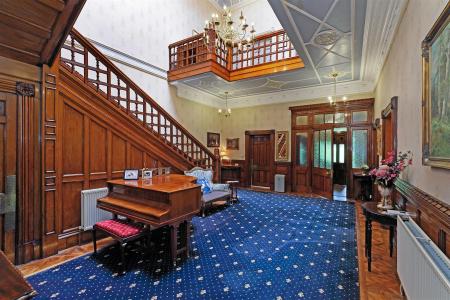 Upper Sky.32.Photoneg.co.uk.jpg