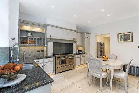 Upper Sky.50.Photoneg.co.uk.jpg