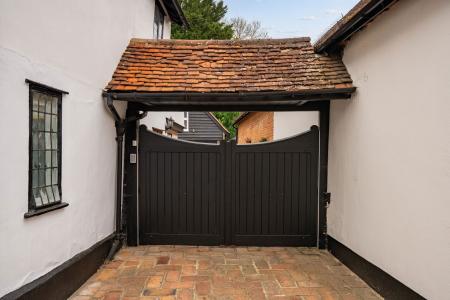image23