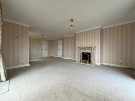 Media image 04