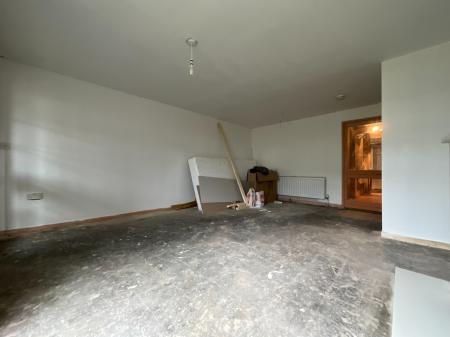 Media image 04