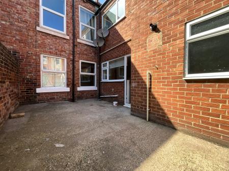 Media image 03