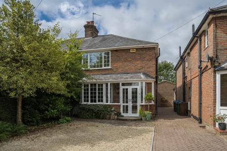 3 Bed House Aylesbury For Sale 3 Bed House Aylesbury For Sale