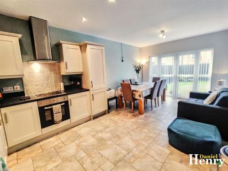 4_Untitled design.png