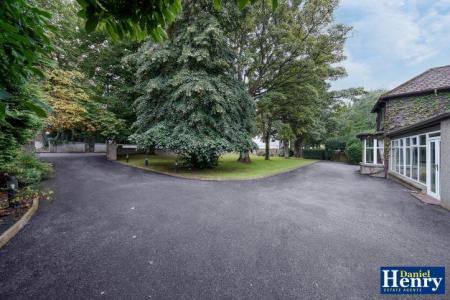 14 Limavady Road, L-Derry, BT47 6JD-17.jpg