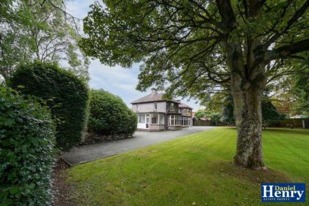 14 Limavady Road, L-Derry, BT47 6JD-5.jpg