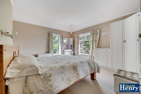 14 Limavady Road, L-Derry, BT47 6JD-46.jpg