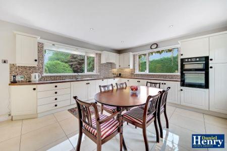 14 Limavady Road, L-Derry, BT47 6JD-37.jpg