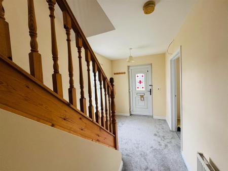 20 BROOK MANOR HALLWAY.jpg