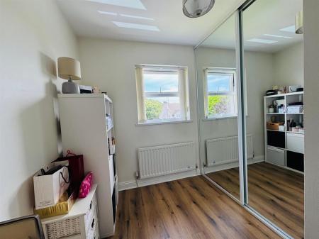 41 DUNNALONG BEDROOM 3.jpg