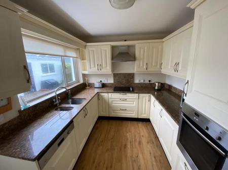 KITCHEN SPRINGBURN.jpg