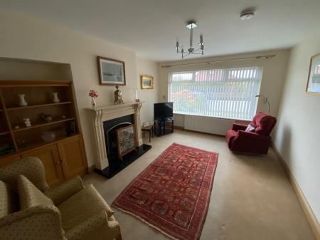 LOUNGE SPRINGBURN.jpg