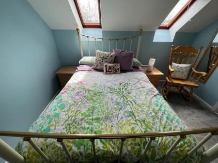 29 DELWOOD BEDROOM 2.jpg