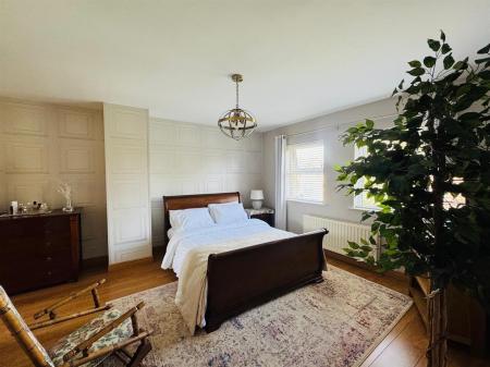 33 WOODVALE MEWS MASTER.JPG