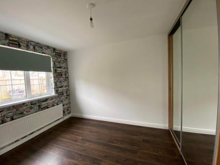 11 THORNLEA BED 2.jpg