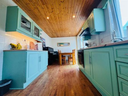 6 greenwood kitchen 3.jpg