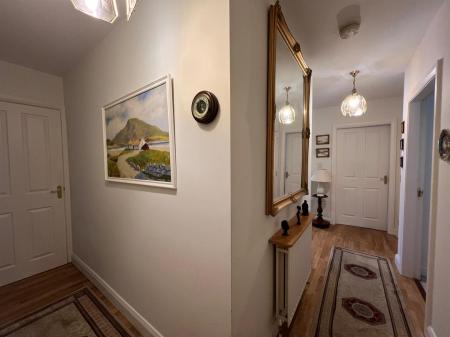 48 Waterfoot Park, Hallway.jpg