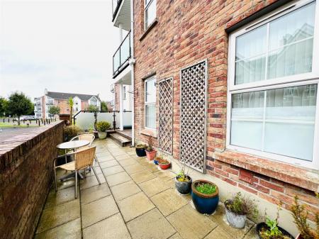 48 WATERFOOT PARK PATIO .jpg