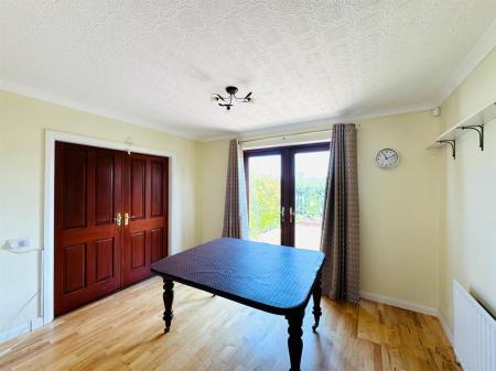 10 COOLAFINNY ROAD DINING.jpg