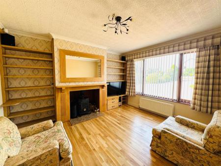 10 COOLAFINNY ROAD FAMILY ROOM.jpg