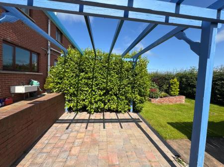 10 COOLAFINNY ROAD PATIO 4.jpg