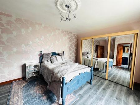 74 WOODEND ROAD BEDROOM 2.JPG