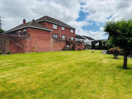 74 woodend road garden 2.JPG