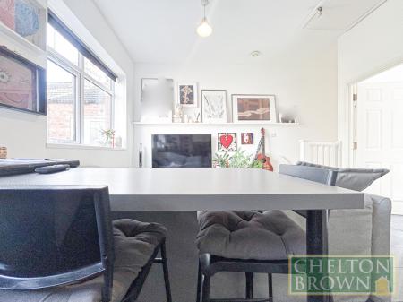 Living Room/Kitchen