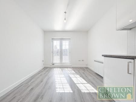 Lounge/Kitchen