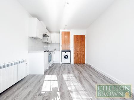 Lounge/Kitchen