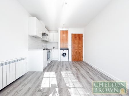 Lounge/Kitchen