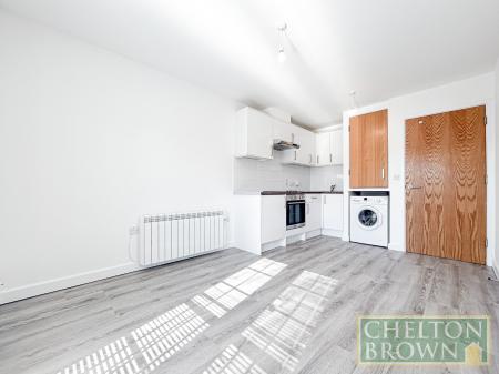 Lounge/Kitchen