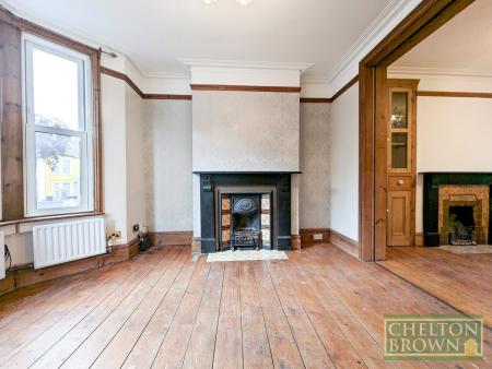 Living/Dining Room