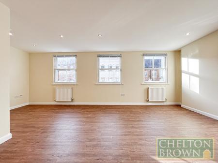 Kitchen/Living Area