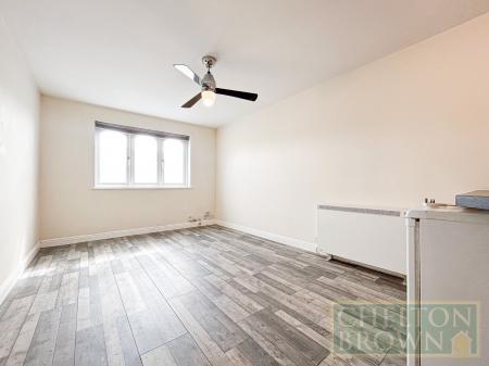 Living Room/Kitchen