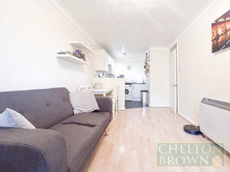 Lounge/Kitchen