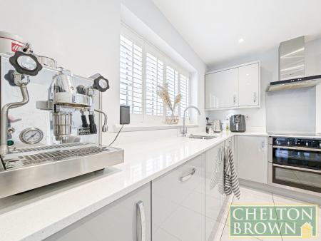 Kitchen & Diner