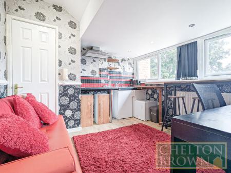 Lounge/Kitchen