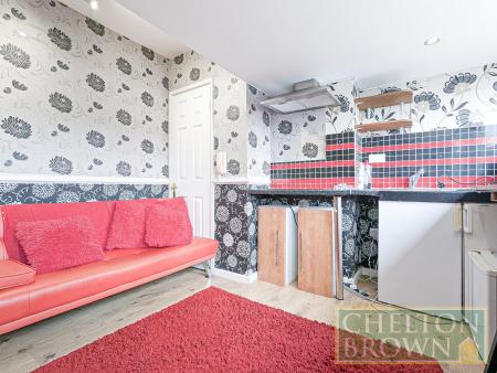 Lounge/Kitchen