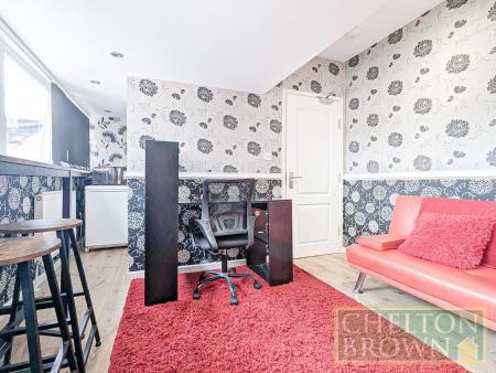 Lounge/Kitchen