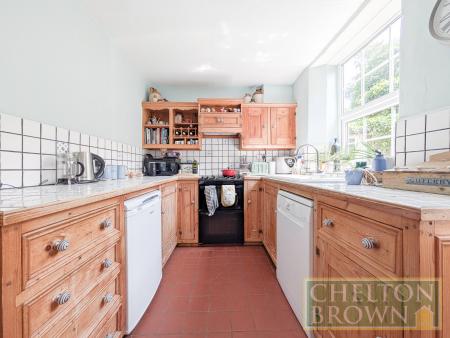 Kitchen/Breakfast