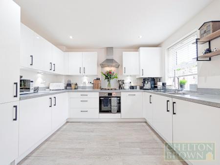 Kitchen & Diner