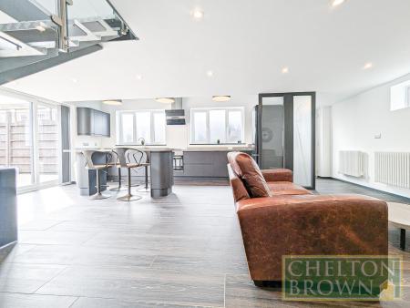 Living Room/Kitchen