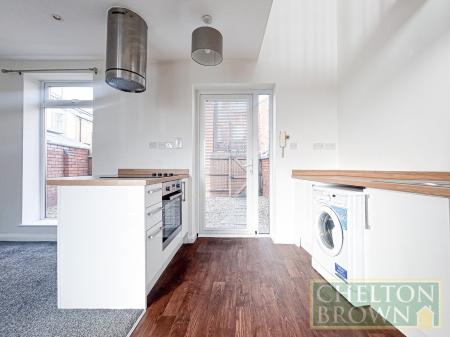 Kitchen/Living Area